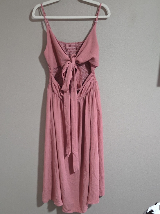 HALARA Dresses & Skirts - HALARA Rose Pink Tie-Back Midi Dress
